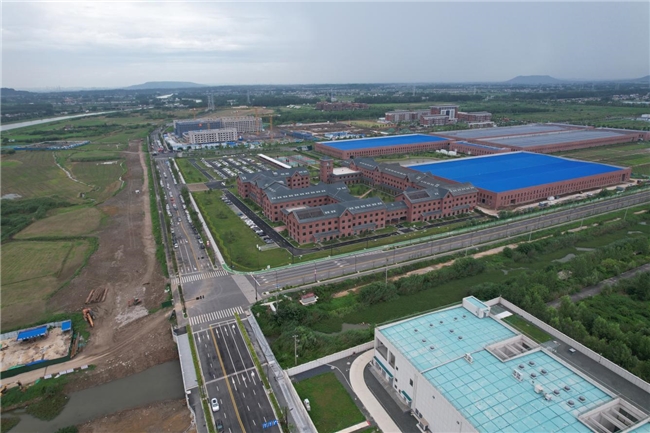 南京龙袍新城划子河路项目顺利通过竣工验收