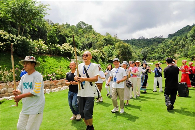 南国神草香 长路共康养 | 2026自驾文山·康养漫游，开启滇东南文旅新篇章