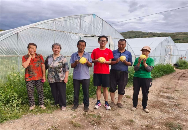 把论文写在大地上——“陇果云驰”团队的乡村振兴答卷(图2)