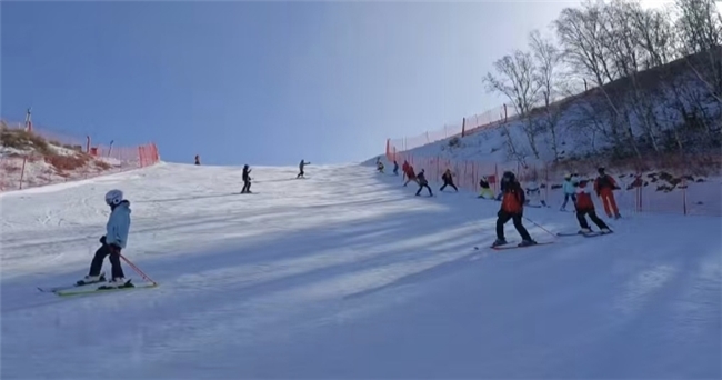 滑雪摔倒3秒自动报警！“雪域智援”智能应急系统救援提速超5倍
