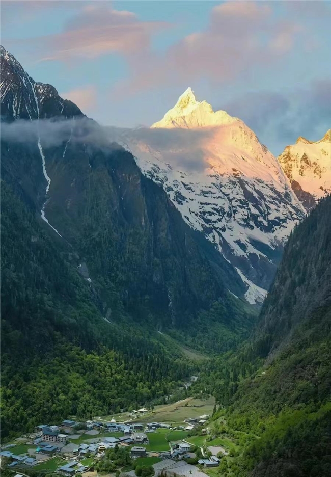 梅里雪山、滇金丝猴、时轮坛城、白水台四日清凉探秘之旅