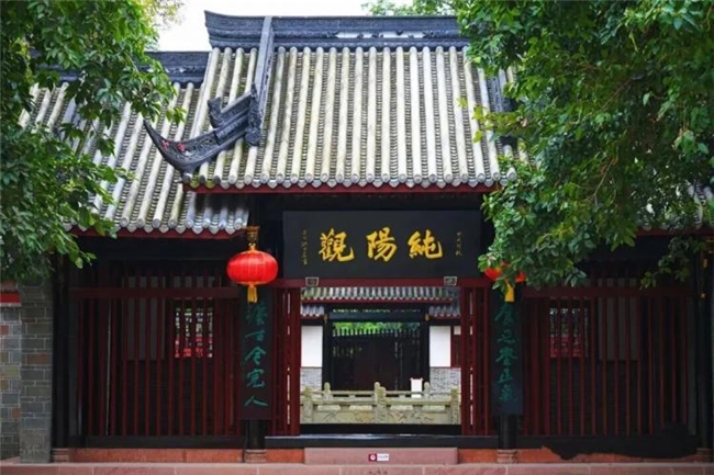 烟火与仙韵共生：川味符号在国产动画中的场景化设计表达