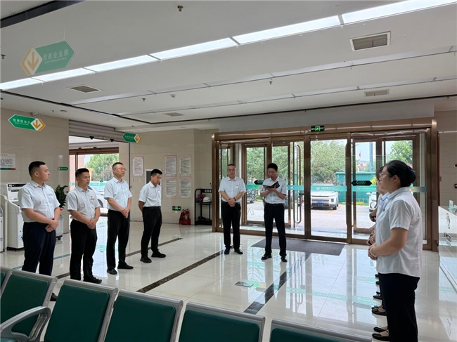 祁县农商银行：深入下申村开展营销活动