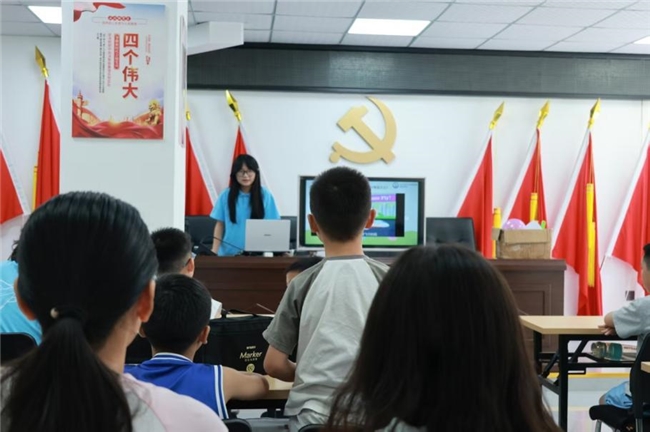 逐光赴基层，航空育童心：电子科技大学成都学院航空学院实践团打造  五育融合航空特色课堂
