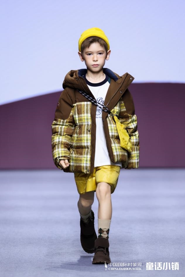 Hush Puppies Kids�����й�����ʱװ��  ��ͯ��ʴ�����ﶬ����ʫƪ