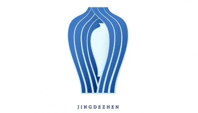 青花蓝与素坯留白：景德镇世遗 LOGO 的极简设计逻辑