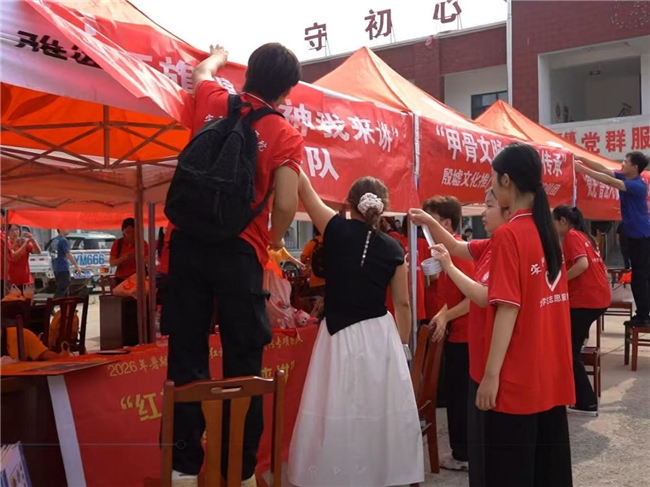 “红旗渠精神我来讲”宣讲队：走进鲁河镇基层一线，开展红旗渠主题宣讲