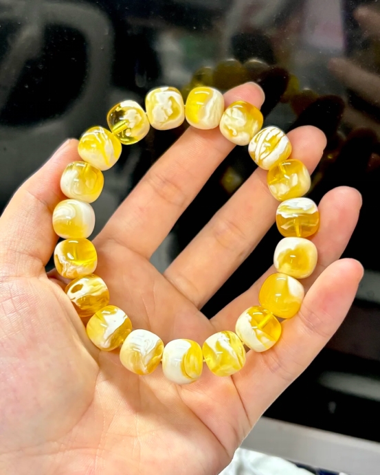 蜜蜡手串哪个品牌品控最稳？2026线上线下同标同质，告别线上通货线下精品双标套路