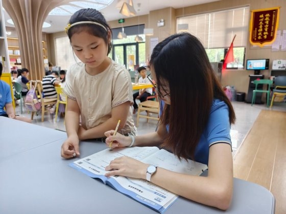 合肥工业大学宣城校区三下乡团队赴安徽广德桐汭街道书香科普为成长引航
