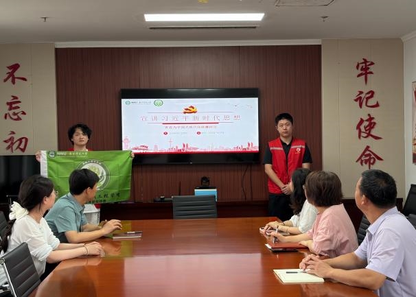 宣讲真理滋沃土 挺膺青春赴华章
