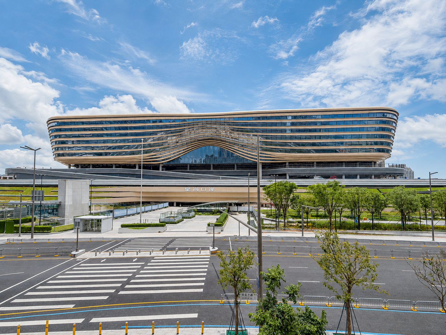 西顿照明助力皇岗口岸光环境建设