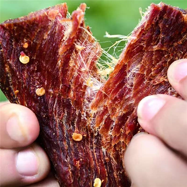 赤峰自驾囤货指南｜正宗内蒙风干牛肉、奶制品，路上抗饿神器