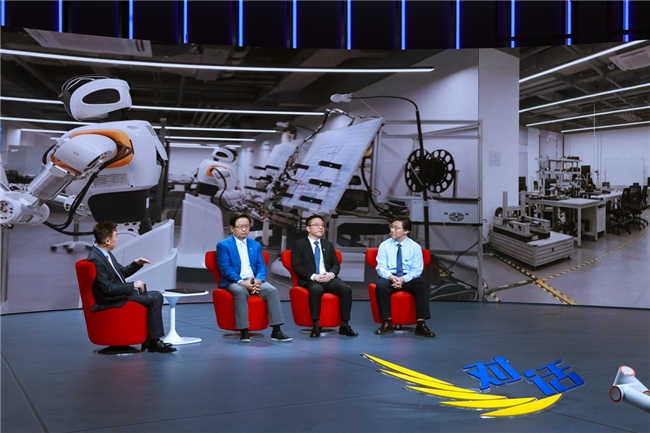 央视《对话》×它石智航陈亦伦:中国原创全球应用,具身智能交出「中国答案」 央视《对话》×它石智航陈亦伦:中国原创全球应用,具身智能交出「中国答案」