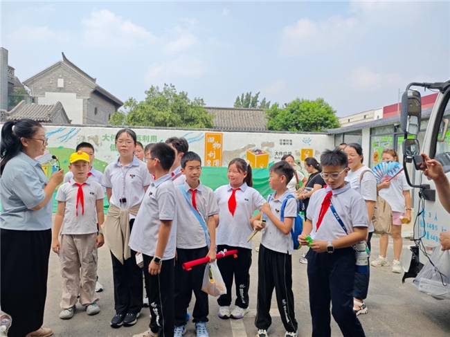 泉城“垃圾旅行记”：一场沉浸式科普如何叩开绿色治理之门？