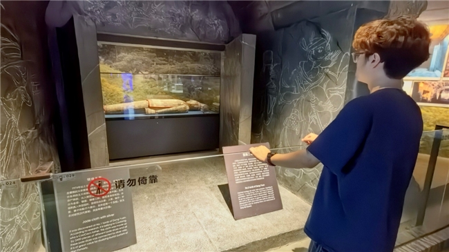 探寻千年药都文脉，赓续中华历史薪火——安徽财经大学统计与应用数学学院“青悟笃行队
