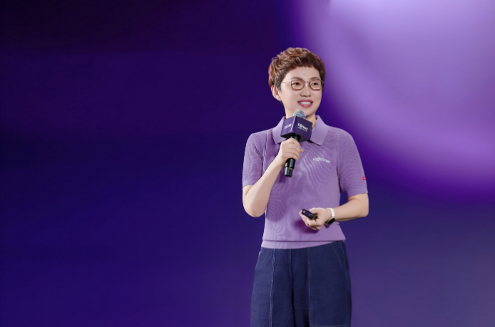 2026 小红书商业合作伙伴大会释放行业化新信号：好生意，要靠真行家(图2)