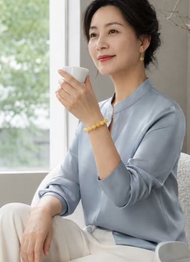 送领导蜜蜡手串配什么证书显诚意？CMA国检证书加手写祝福卡，诚意满满