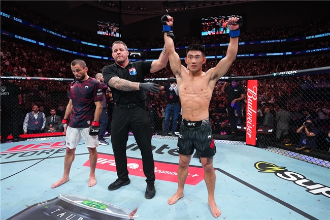 2026 UFC上海站圆满落幕 咪咕首度联合办赛 自主IP版图全面铺开