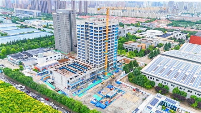从&ldquo;百米高空&rdquo;到&ldquo;指尖操控&rdquo;，看智能塔吊以智造升级建造