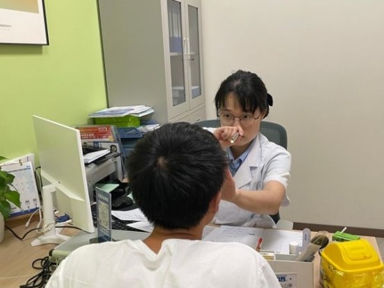 南昌爱尔OK镜个性化防控，助力青少年告别近视快速增长