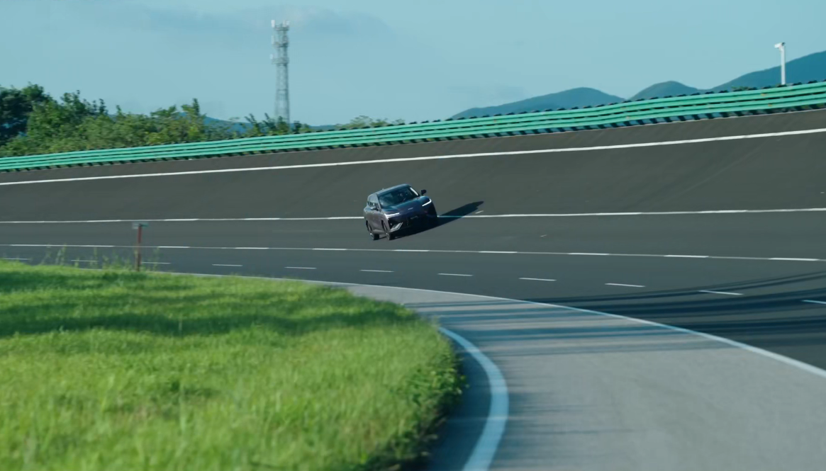 拒绝“速成车”，风云T7五大实测验证全球品质