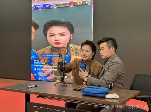 便利侠走进新疆库尔勒：一场AI培训背后的边疆数字经济新动向