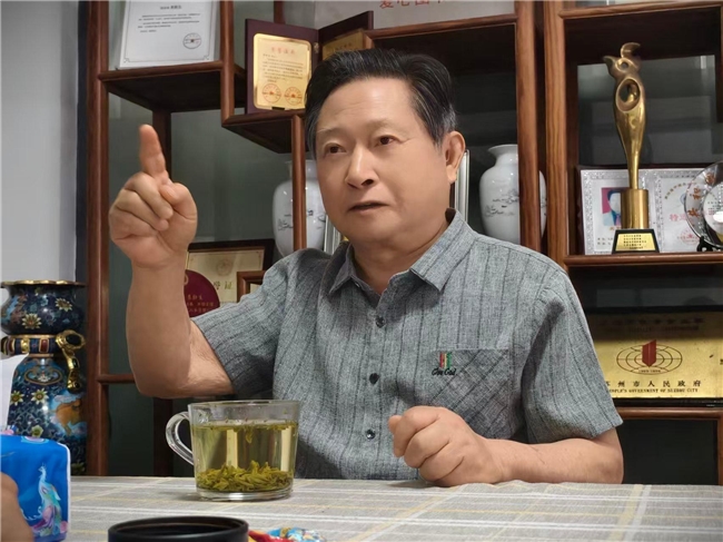 从理念到落地：袁勤生管理思想中“人民当家作主”的基层实践图景